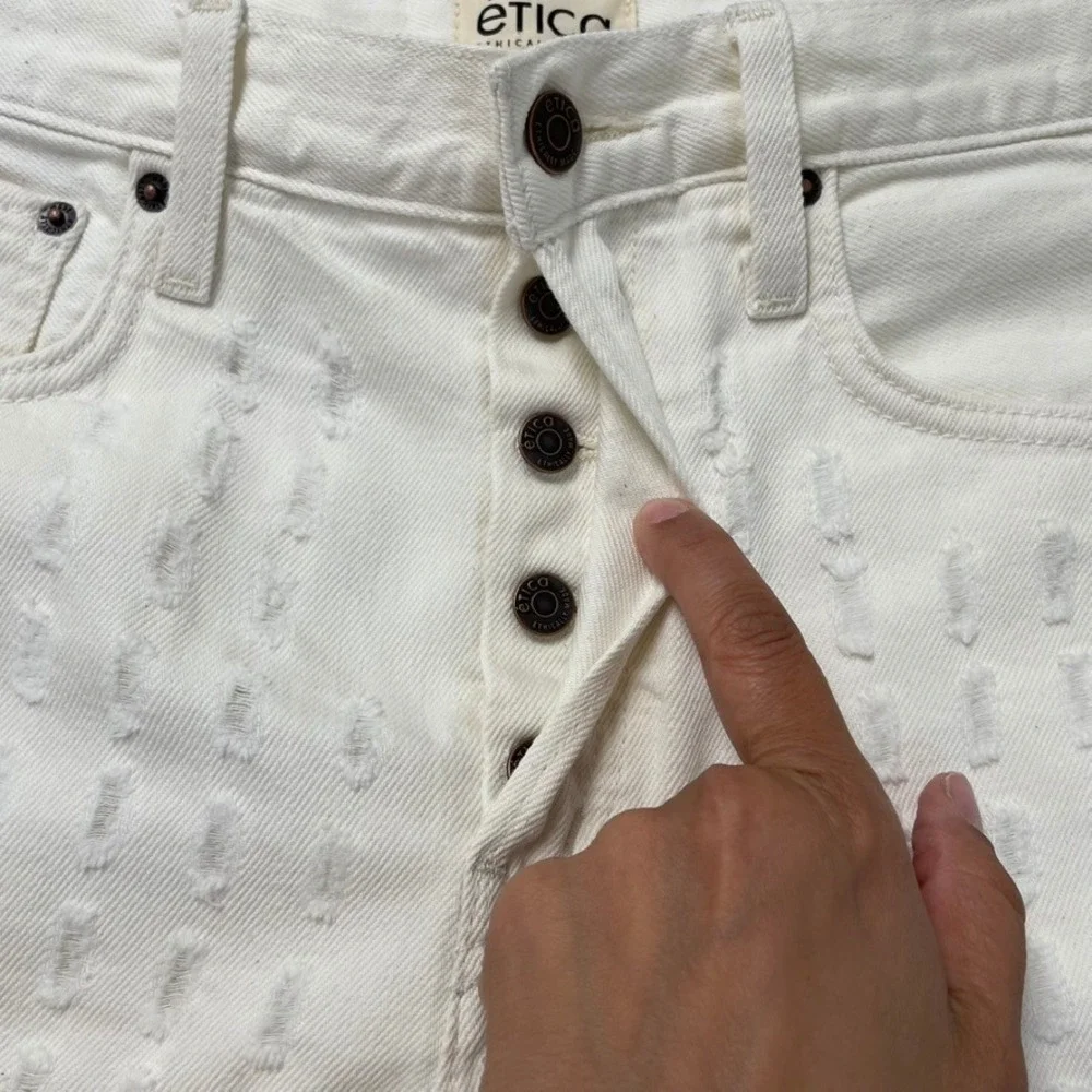 Etica Narin Relaxed Long Short Womens 27 4 White Laser Vortex Distressed New